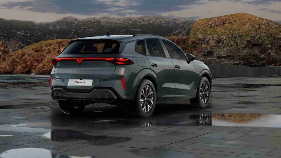 Renting Coches Baratos Cupra Terramar 1.5 TSI e-Hybrid 150kW DSG Azul Fiord