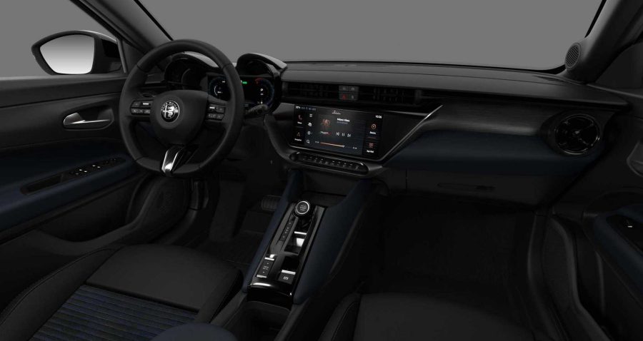 Renting Coches Baratos Alfa Romeo Junior Ibrida Blanco