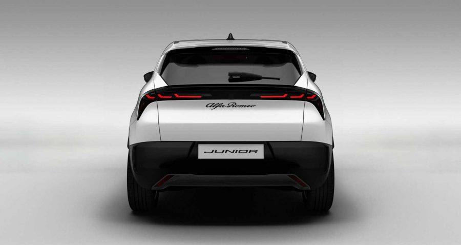 Renting Coches Baratos Alfa Romeo Junior Elettrica Blanco, Negro