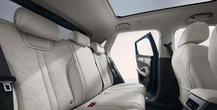 Renting Coches Baratos BYD Atto 2 DM-i Boost Midnight Blue