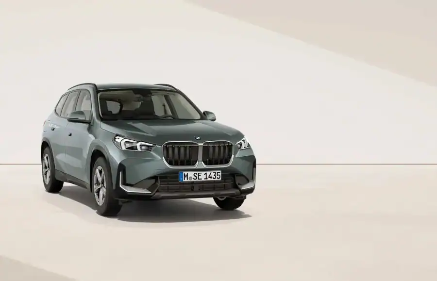 Renting Coches Baratos BMW X1 xDrive20d Premium Package Cape York Green metalizado