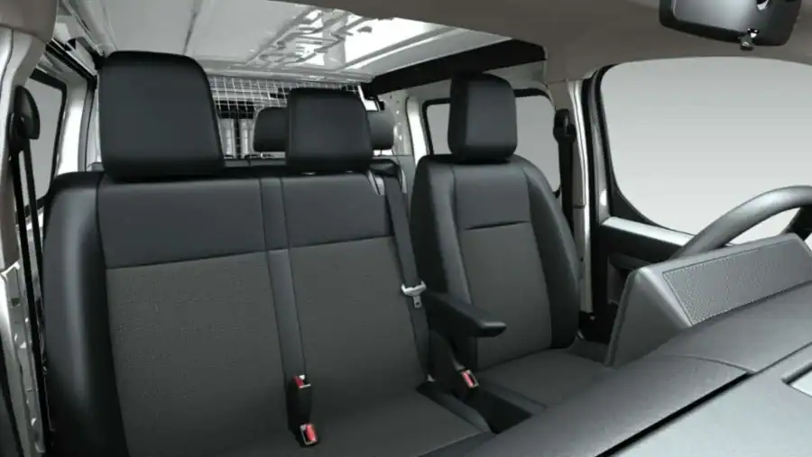Renting Coches Baratos Opel Vivaro Doble Cabina 6 Plazas M Blanco