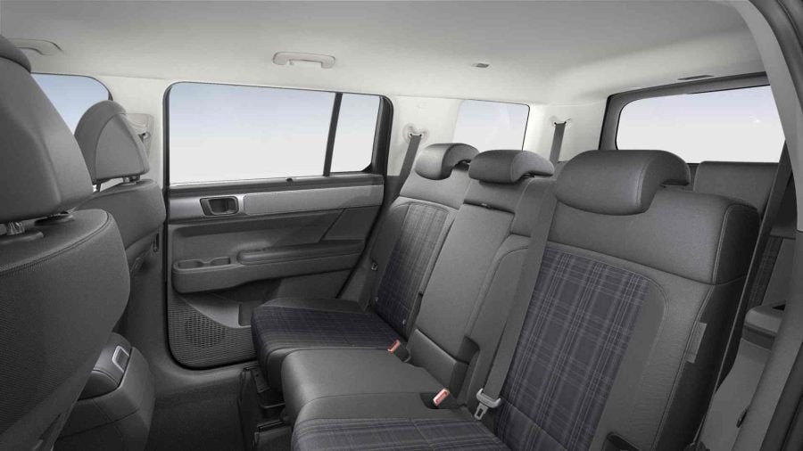 Renting Coches Baratos Hyundai Santa Fe 1.6T HEV 4X2 AT Maxx White Cream