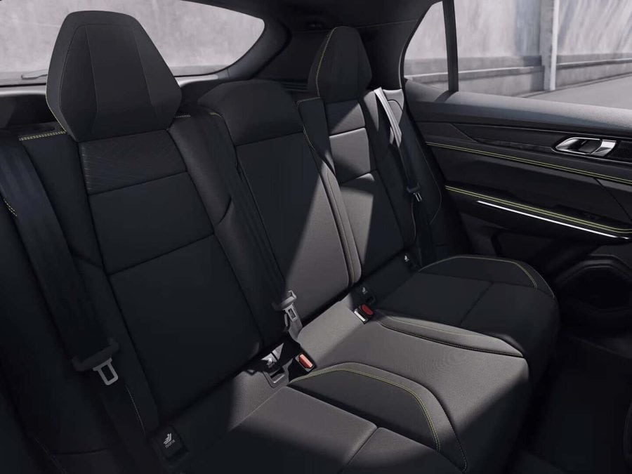 Renting Coches Baratos Lynk & Co 01 1.5 PHEV Core 206kW Automático Mineral Green