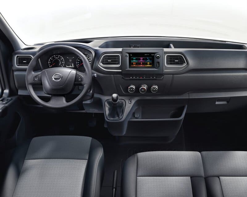 Renting Coches Baratos Nissan Interstar N1 L2 H2 Dci 96Kw 6M/T (3.5t) FWD Acenta Blanco Mineral Sólido