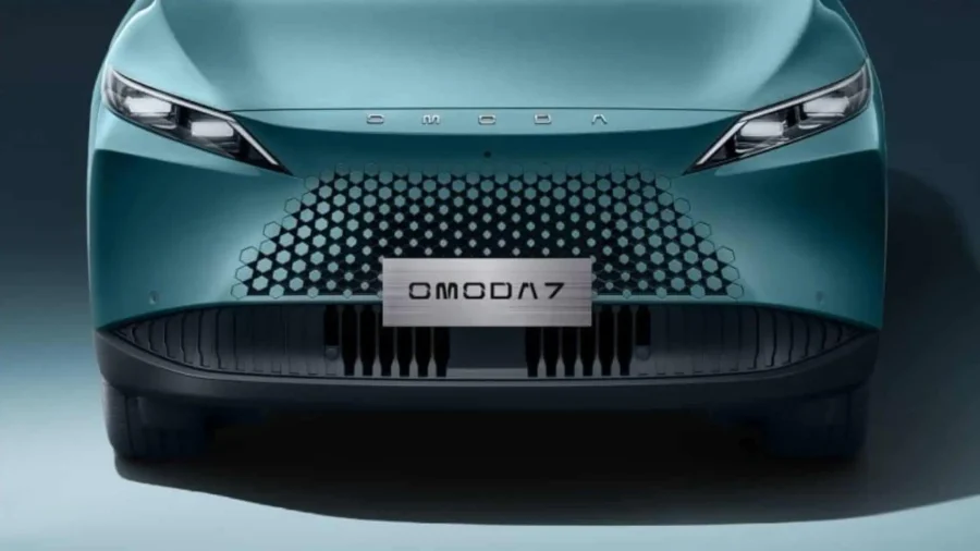 Renting Coches Baratos Omoda 7 1.5T PHEV Premium Verde Wave, Plata Moonlight, Negro Opalo, Blanco Perlado