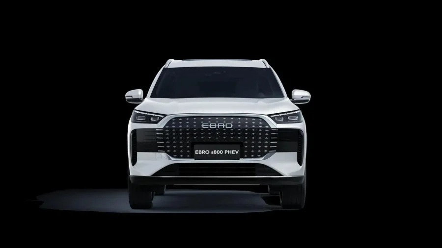 Renting Coches Baratos Ebro S800 1.5 TGDI PHEV Luxury E-CVT Blanco Khaki, Gris Bambu