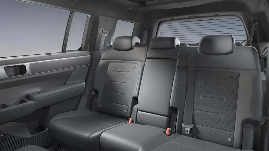 Renting Coches Baratos Hyundai Santa Fe 1.6 TGDi HEV 4X4 AT Calligraphy Creamy White