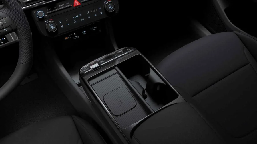 Renting Coches Baratos Hyundai Tucson 1.6D 48V DT Black Line Atlas White