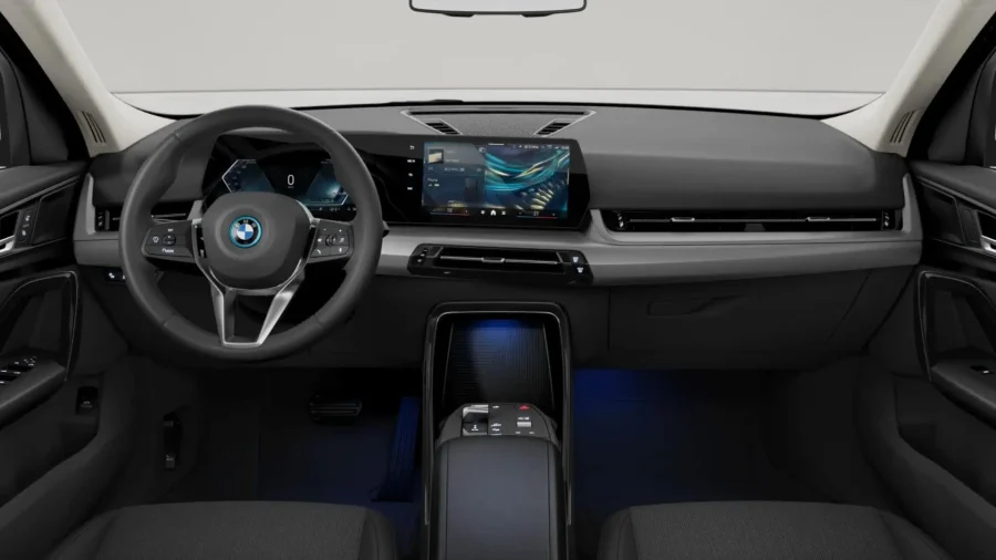 Renting Coches Baratos BMW iX2 eDrive20 Black Solid
