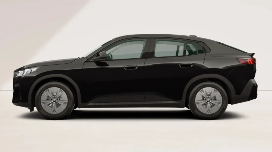 Renting Coches Baratos BMW iX2 eDrive20 Black Solid