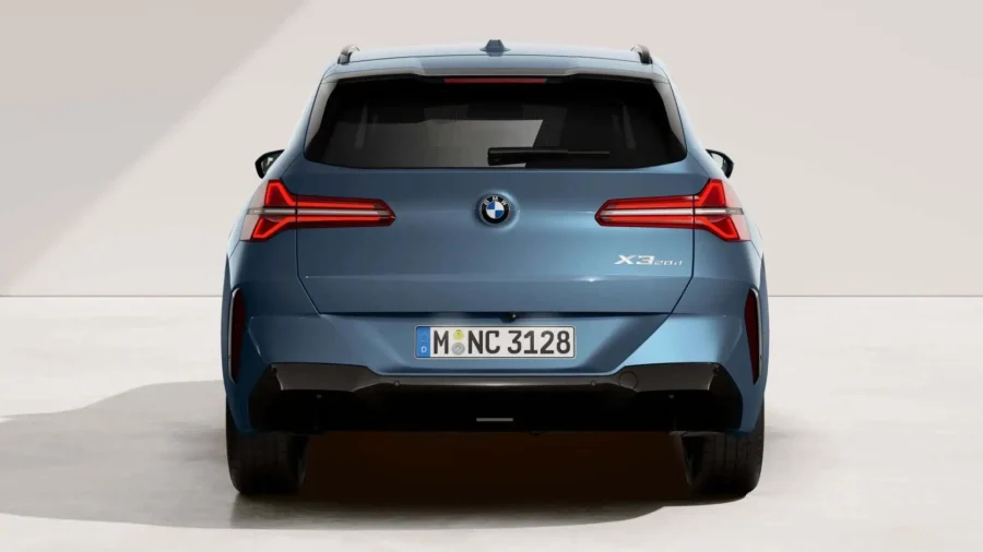 Renting Coches Baratos BMW X3 20d xDrive M Sport Arctic Race Blue, Black Sapphire