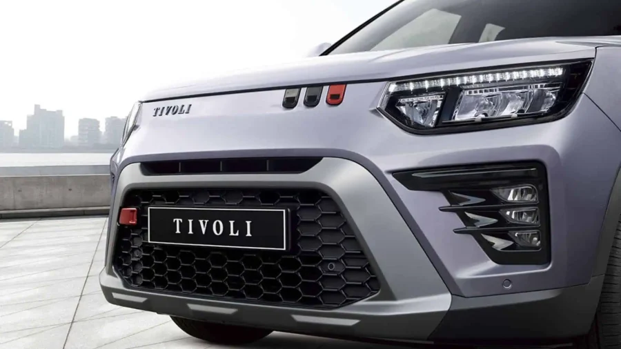 Renting Coches Baratos KGM Tivoli G15T Urban Plus Iron Metal Metalizado