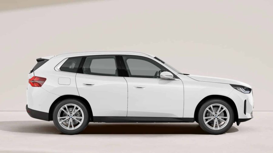 Renting Coches Baratos BMW X3 30e xDrive Alpine White