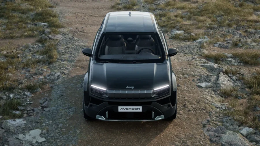 Renting Coches Baratos Jeep Avenger 1.2 Ehybrid Altitude Negro Volcano, Gris Storm