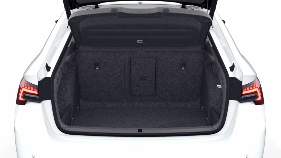 Renting Coches Baratos Skoda Octavia 2.0 TDI DSG 7vel Limo Selection Blanco candy