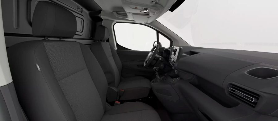Renting Coches Baratos Toyota Proace City VAN 1.5D 75kW 6MT L1 GX Plus Blanco Polar
